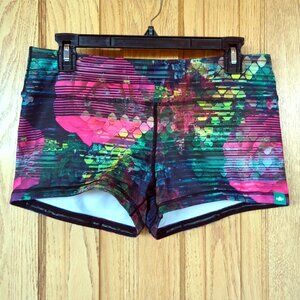 WODBottom rose/snakeskin print pink/blue mid-rise 2.5" gym shorts XL crossfit